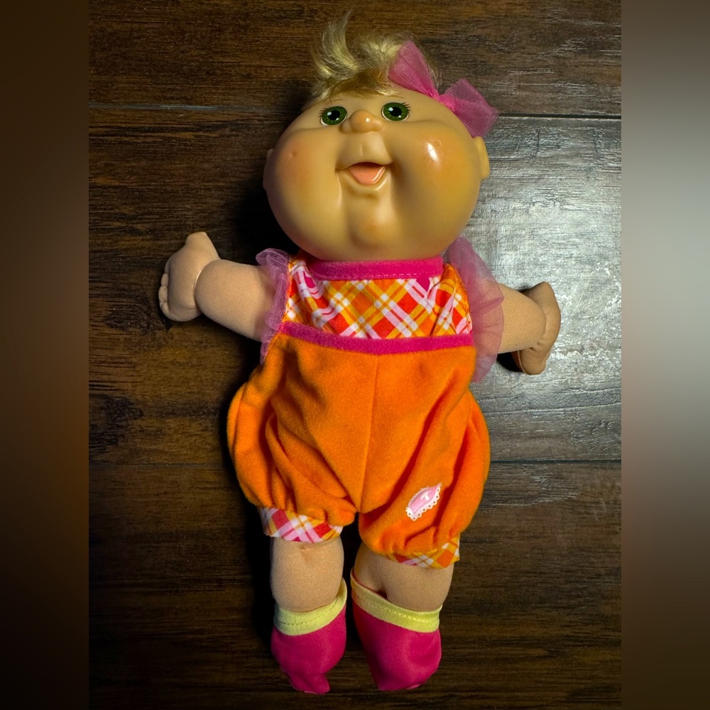 Cabbage Patch Babies 2006 Play Along 11in Doll New Born Collectible Doll Rare